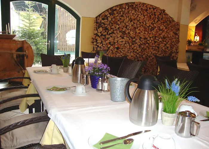 Kraemerwirt Hotel-gasthof ستراسوالكن